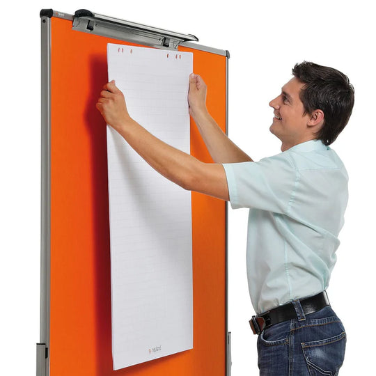 Universal FlipChart Paper Holder is crafted to improve your presentation capabilities and optimise your workflow. This innovative holder allows for a quick and easy attachment to various surfaces, including free-standing Pinboards, GraphicWalls, Whiteboards and even doors.