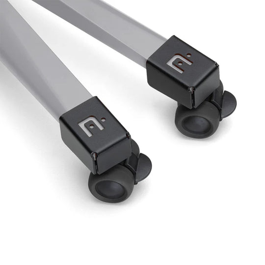 mobile pinboard. The castors can be locked into place to ensure stability during use and are quick to attach and remove.