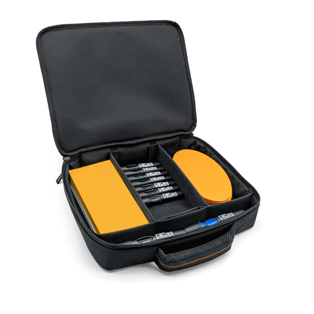 WorkshopEtui Stick-It Basic case contains the essential professional Neuland facilitation kit for meetings and workshops featuring Stick-It workshop cards.