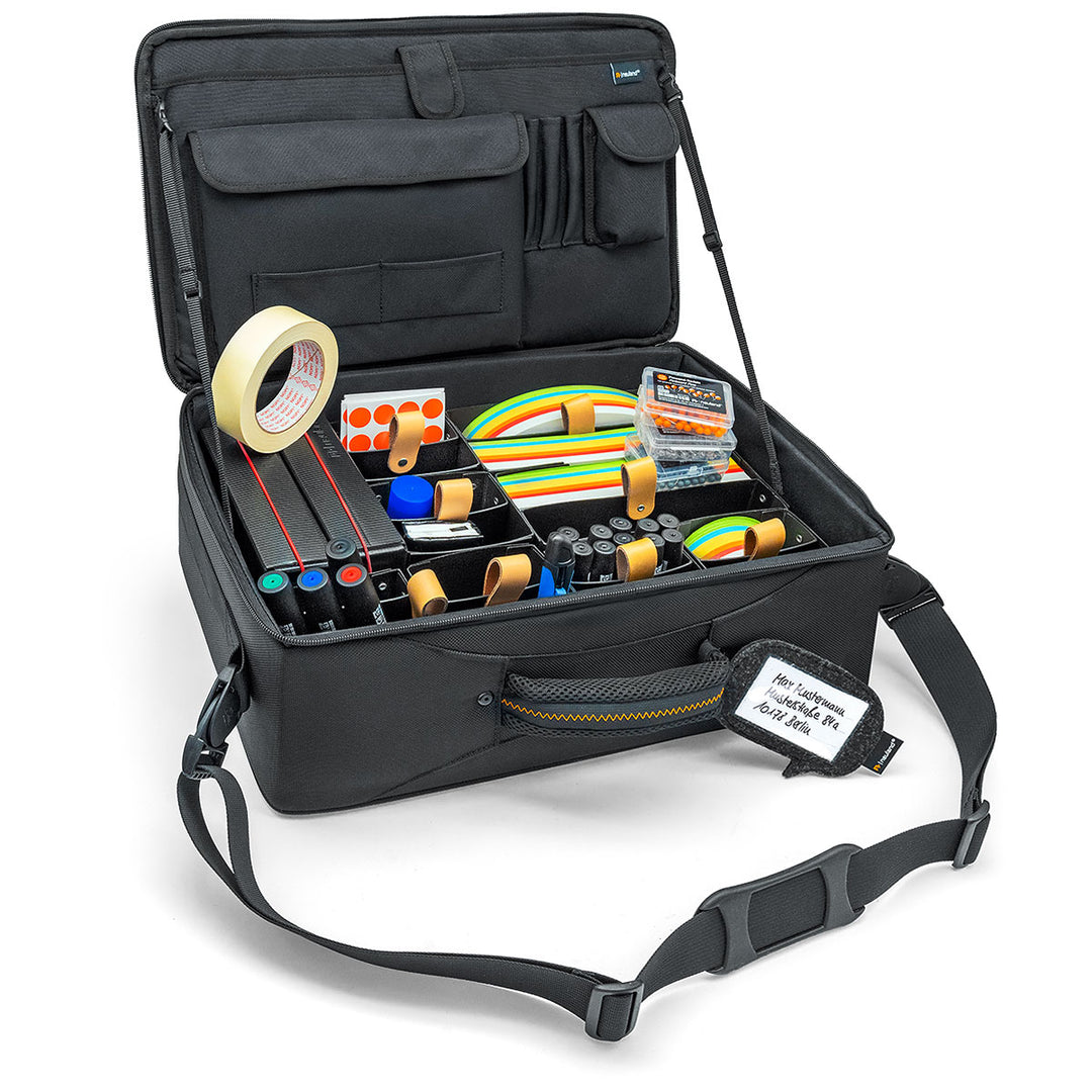 Neuland Novario WorkshopCase Pin-It Basic, full of pinnable visual facilitation kit and refillable markers sold in UK by Inky Thinking online Shop