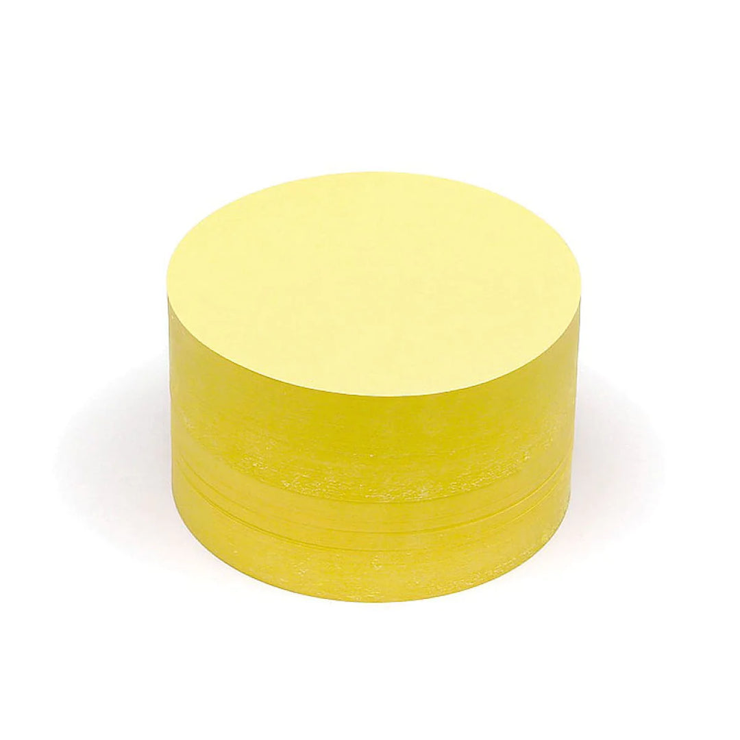 Stack of Neuland Pin-It Workshop Cards, circular paper shapes, yellow, for group thoughts, facilitation and training and use on Pinboards. Sold in the UK by Inky Thinking Shop, official Neuland reseller.