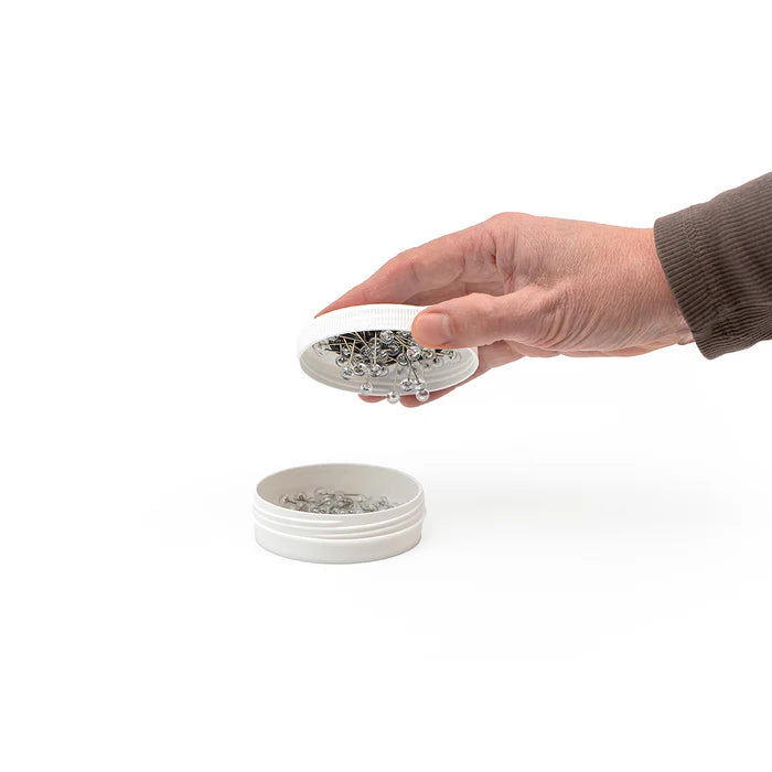 Magnetic PinBox with pins is a pin box with two magnets which includes 100 x 0.6 mm pins.