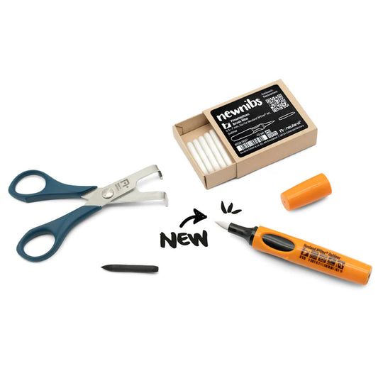 Green Nibinator 2 nib removal pliers - keep your flow uninterrupted. Swap Neuland marker nibs in seconds with the clean, professional replacement process – no mess, no downtime.