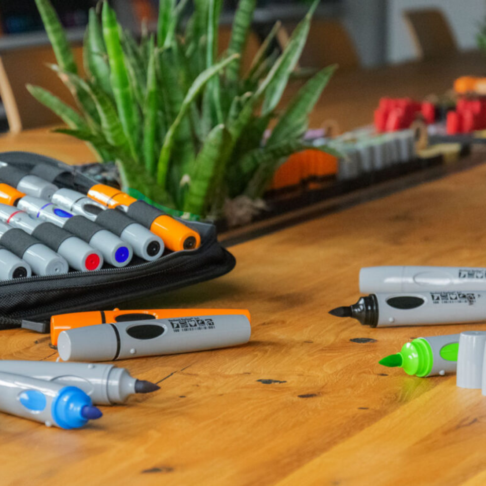 Neuland BigOne markers, with refill ink, on desk table top